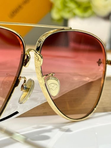 نظاره ماركة LV