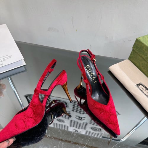 حذاء نسائي ماركة ‏Gucci