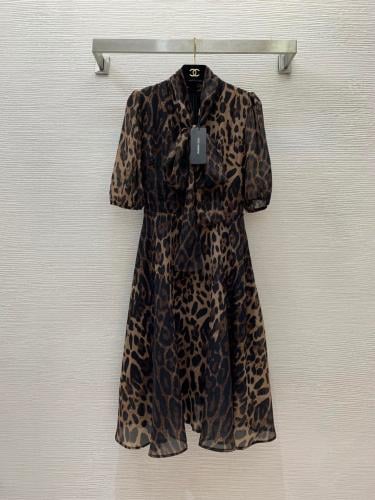 فستان ماركة D&G