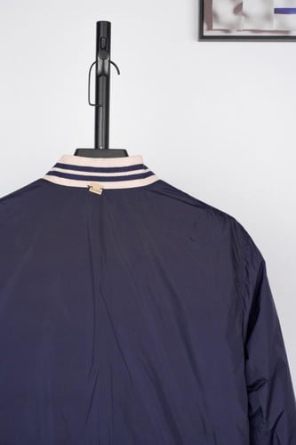 جاكيت رجالي ماركة Gucci