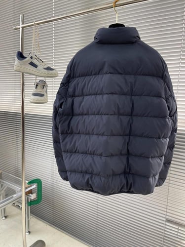 جاكيت رجالي ماركة Gucci