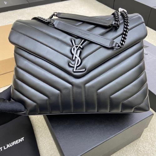 شنطة نسائيه ماركة YSL