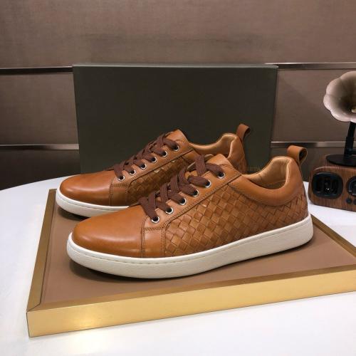 حذاء رجالي ماركة ‏Bottega Veneta