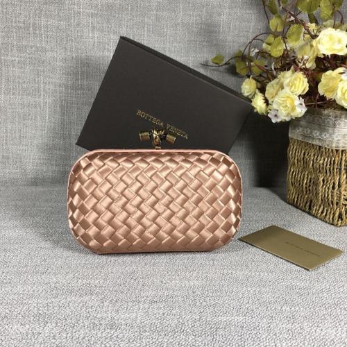 شنطه نسائية ماركة Bottega Veneta