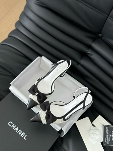 حذاء نسائي ماركة ‏Chanel