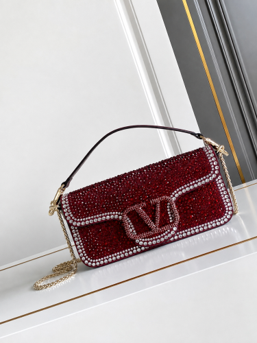 شنطه نسائية ماركة Valentino