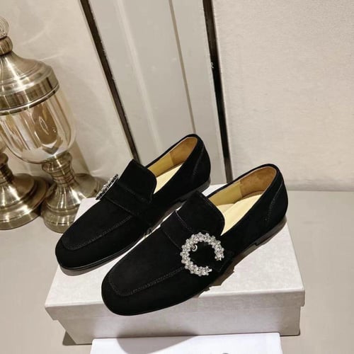 حذاء نسائي ماركة jimmychoo