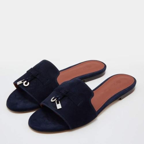 حذاء نسائي ماركة ‏Loro piana