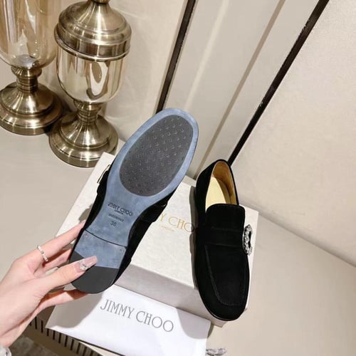 حذاء نسائي ماركة jimmychoo
