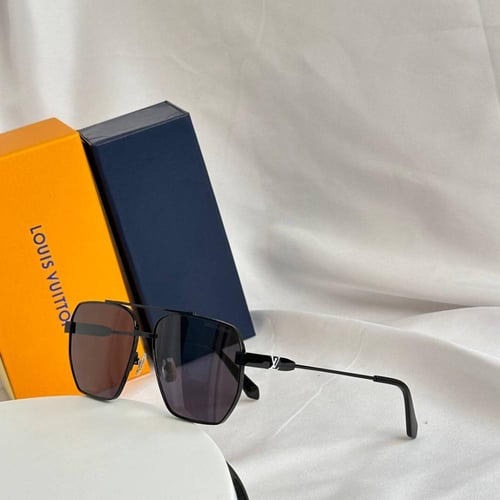 نظاره ماركة LV