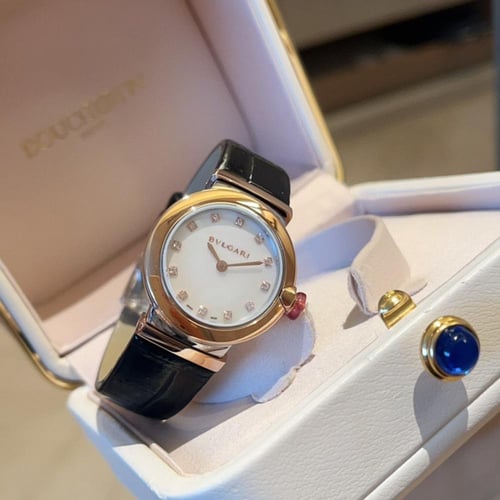 ساعة نسائية ماركة Bvlgari