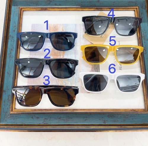 نظاره ماركة ‏Burberry