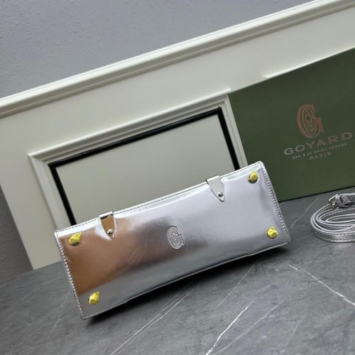 شنطة نسائية ماركة ‏Goyard