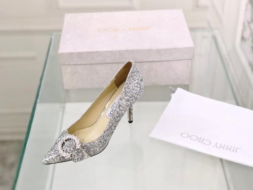 حذاء نسائي ماركة jimmychoo
