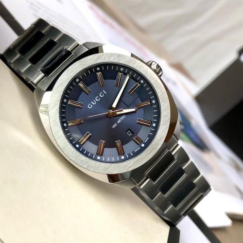 ساعة ماركة Gucci