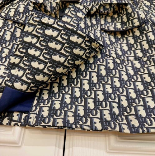 جاكيت اطفال ماركة Dior