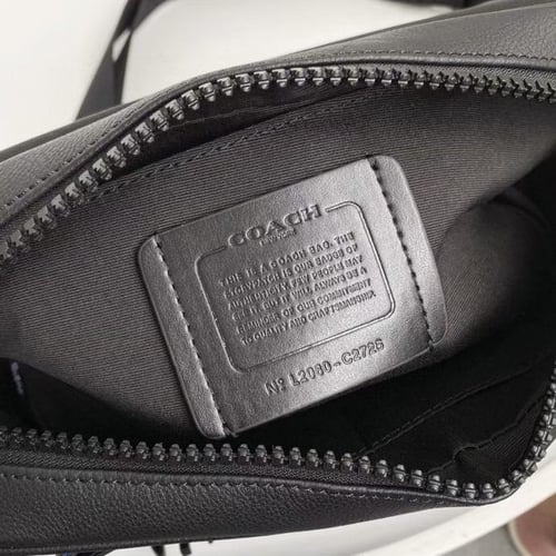 شنطة ماركة Coach