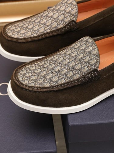 حذاء رجالي ماركة ‏Dior