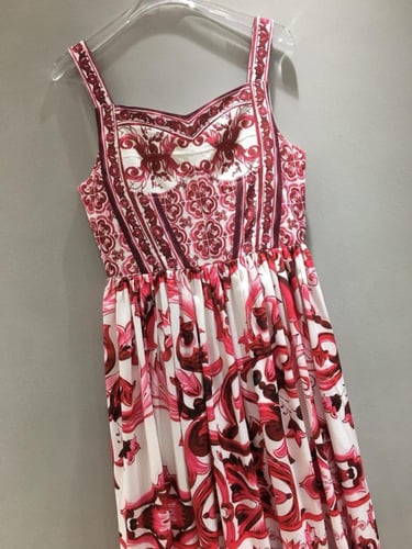 فستان ماركة D&G