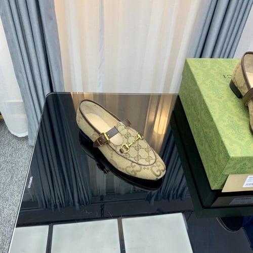 حذاء نسائي ماركة ‏Gucci