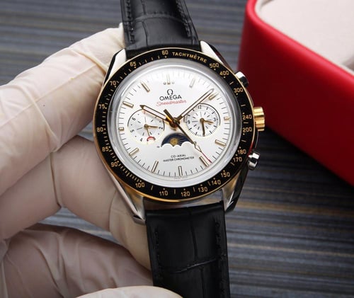 ساعة رجالية ماركة Omega