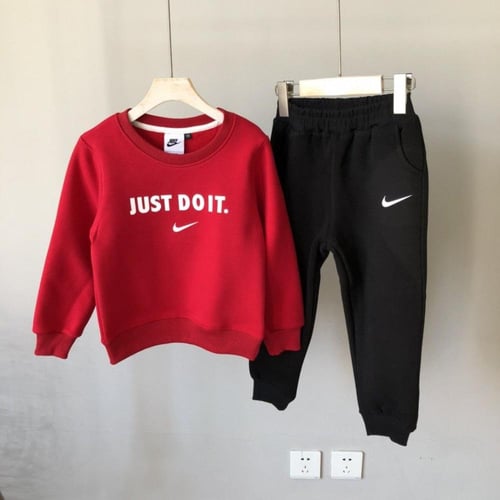 طقم اطفال ماركة Nike