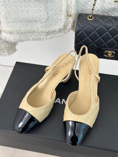 حذاء نسائي ماركة ‏Chanel