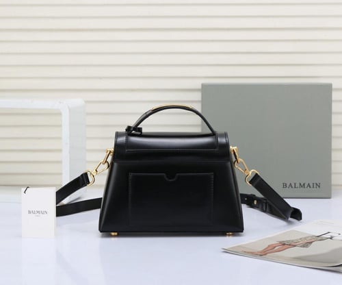 شنطة نسائية ماركة ‏Balmain