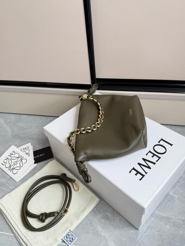 حقيبة نسائية ماركة Loewe