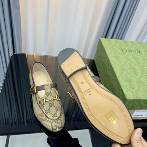 حذاء نسائي ماركة ‏Gucci