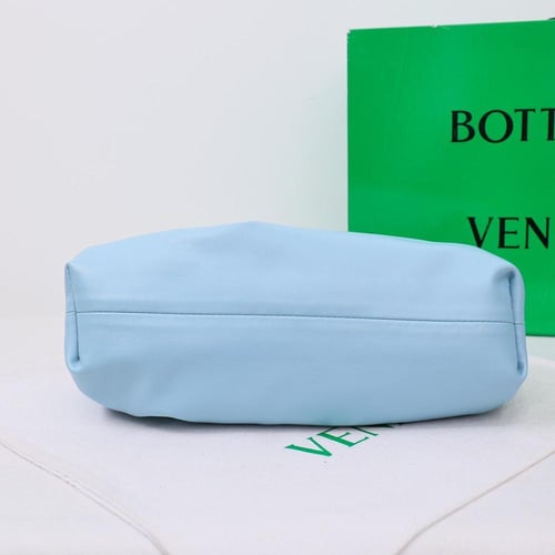 شنطه نسائية ماركة Bottega Veneta