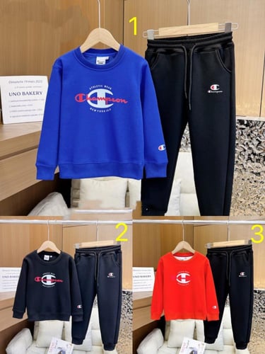 طقم اطفال ماركة champion
