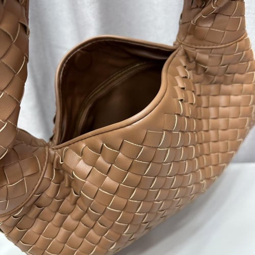 شنطه نسائية ماركة Bottega Veneta