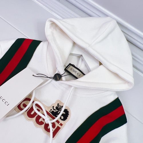طقم اطفال ماركة Gucci