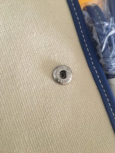 شنطة نسائية ماركة Goyard