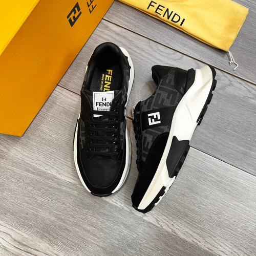 حذاء رجالي ماركة Fendi