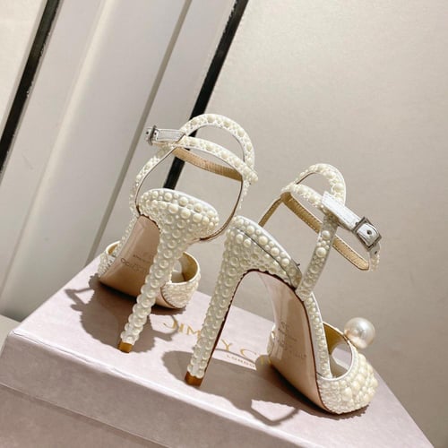 حذاء نسائي ماركة jimmychoo