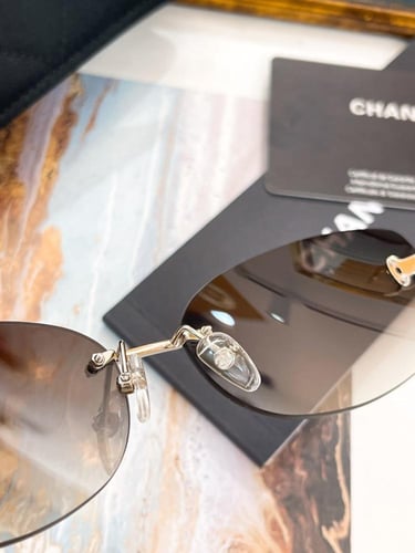 نظاره ماركة Chanel