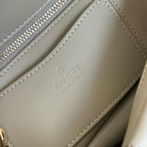 شنطة نسائية ماركة Gucci