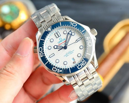 ساعة رجالية ماركة Omega