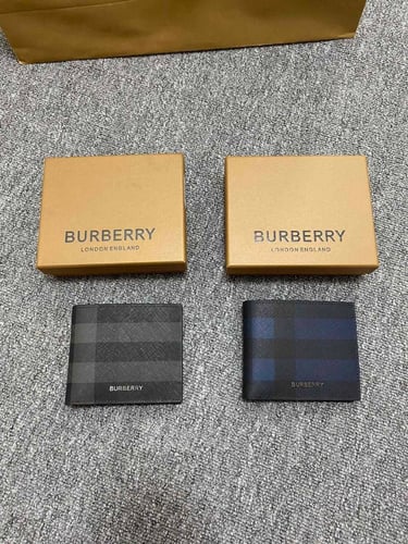 كارد ماركة Burberry