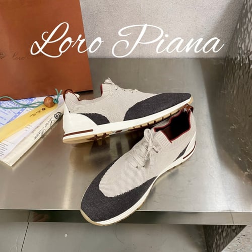 حذاء ماركة Loro piana