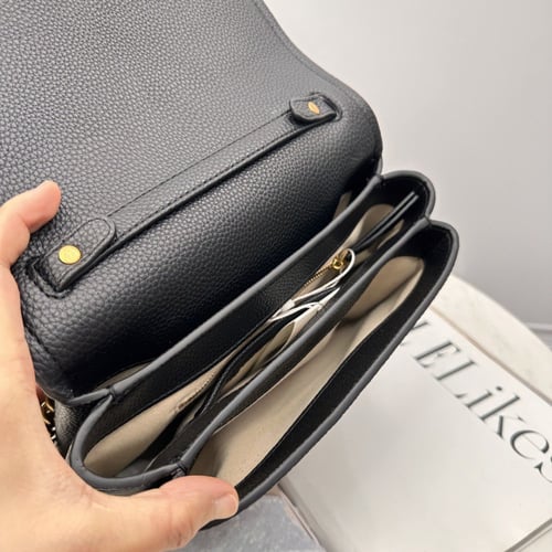 شنطة نسائية ماركة Tory Burch