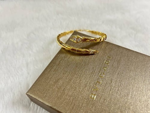 سواره ماركة Bvlgari