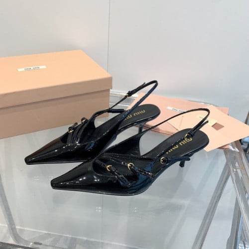 حذاء نسائي ماركة ‏Miumiu