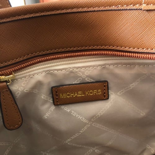 شنطة نسائية ماركة MK