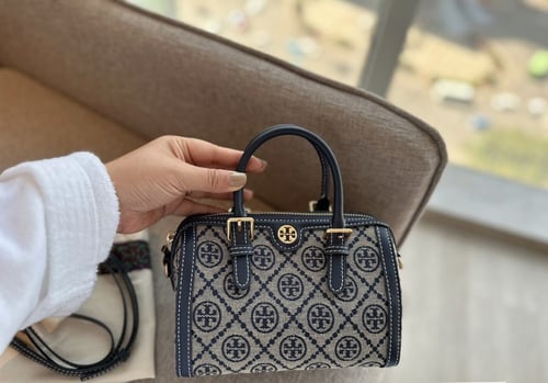 شنطة نسائية ماركة ‏Tory burch