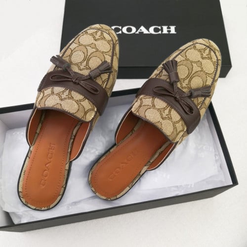 حذاء نسائي ماركة Coach