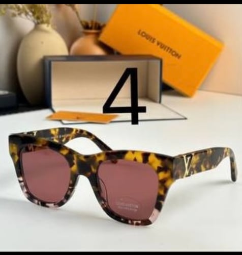 نظارات ماركة LV