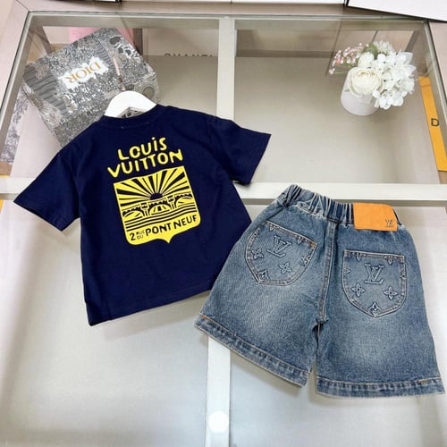 اطقم اطفال ماركات متنوعه